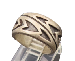 925 Sterling Silver Vintage Carved Arrow Abstract Band Ring Sz 4.5  RG26462 - $57.49
