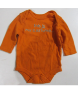 Infant 0 - 3 Months Halloween Costume Pumpkin Romper Plus Disney Bib - $8.28 CAD