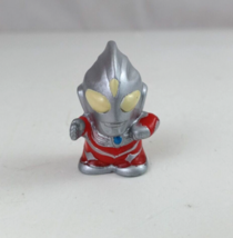 Vintage B. Bandai Ultraman Tiga Power Type Red 1.5&quot; Finger Puppet (A) - £9.85 GBP