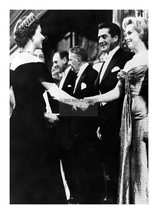 Marylin Monroe Shaking Hands With Queen Elizabeth 1956 5X7 Photo Reprint - £6.67 GBP