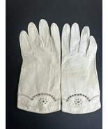 Vintage Cream Leather Gloves Women’s Perforated Wrist Dress Gloves Size S - $557.65 MXN