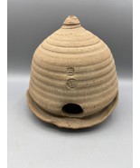 Rustic Handmade Clay Beehive Inspired Birdhouse - $406.24 MXN