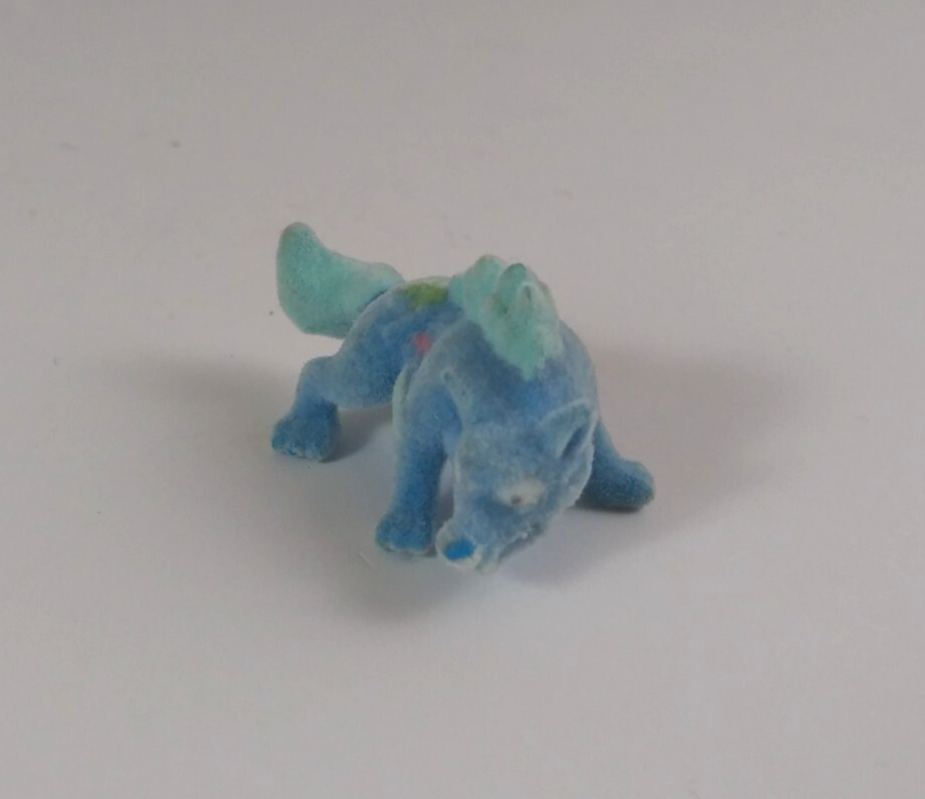 Zuru Smashers Dino Ice Age Frozen Winter Wolf Flocked - $14.84