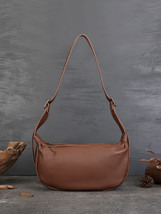 Women&#39;s Bag Head Layer Cowhide Dumpling Bag Street Retro Solid Color Pil... - £71.59 GBP