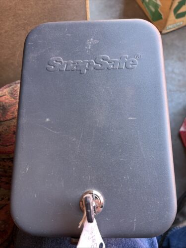 SnapSafe Handgun Safe Lock Box Valuables 9.5&quot; X 6.5&quot; X 1.75&quot; w/Key &amp; Foa... - $14.03