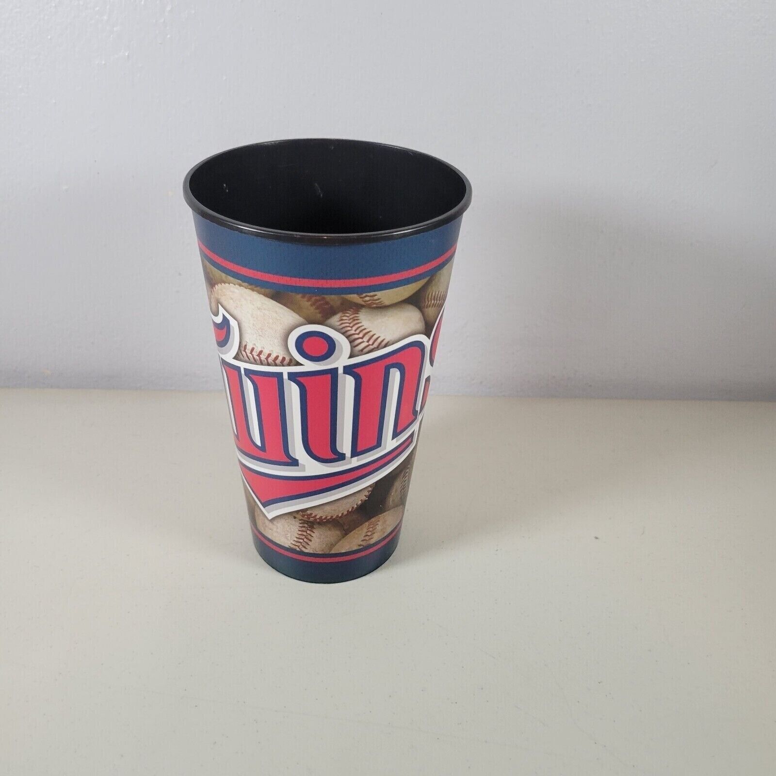 Minnesota Twins Cup Souvenir Plastic 32 oz 2017 MLB Beverage Cup Glass - $11.00