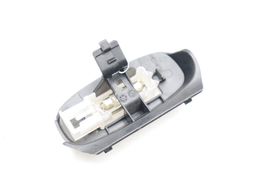 03-09 MERCEDES-BENZ W211 E350 FRONT LEFT/RIGHT SEAT LOWER INTERIOR LIGHT E1362 image 5