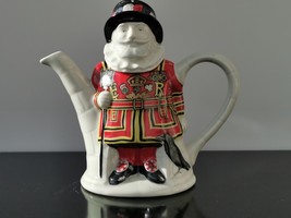 Old Vintage Yeoman Warder Character Teapot Made in England Rare - $37.04