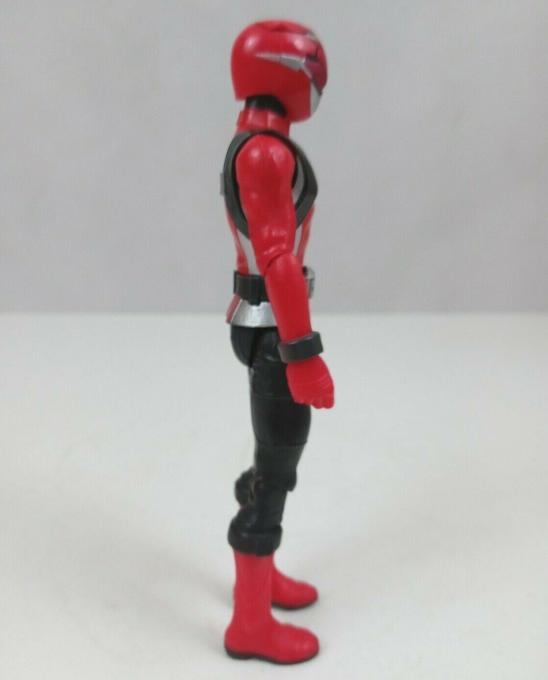 Hasbro Power Rangers Beast Morphers Series 6 - Figura Red Ranger 15cm Con Chiave Morph-X