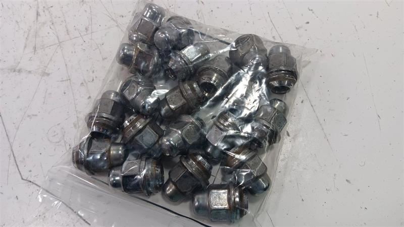 Kia Forte Lug Nut Set  2014 2015 2016 - $49.69