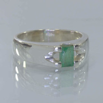 Green Emerald Beryl Gemstone Handmade Silver Solitaire Ring size 6 Design 318 - £67.79 GBP