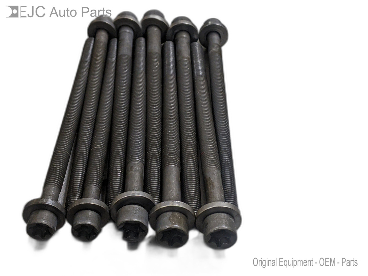 Cylinder Head Bolt Kit For 12-16 BMW 528i xDrive  2.0  Gas - $49.45