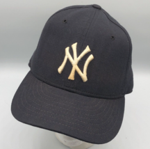 New Era New York Yankees Wool Diamond Collection Fitted Hat Size Cap 7 1/8 USA - £23.72 GBP