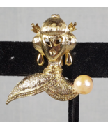 Vintage  Mid Century Asian Geisha Lady Faux Pearl  Yellow Gold Tone Broo... - $513.96 MXN