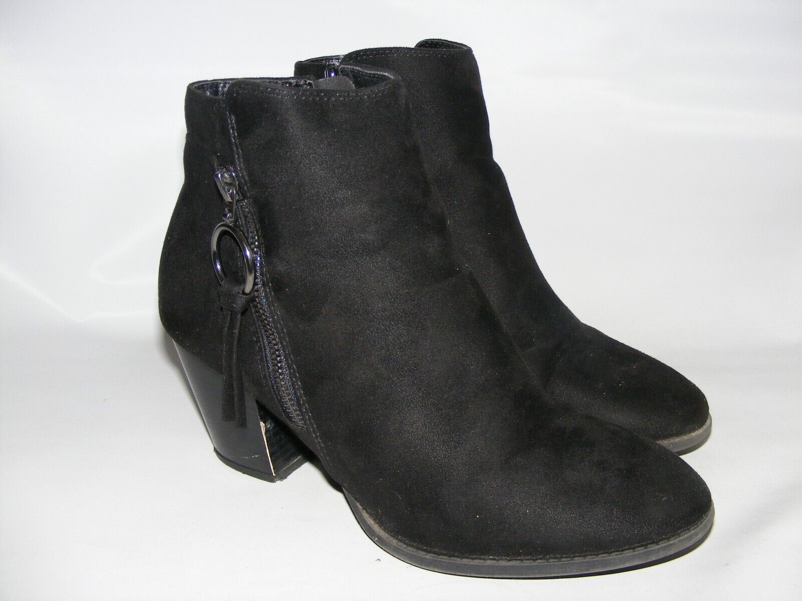 City Classified Boots Women 8.5 Black Ankle Booties Heels Side Zipper Fa... - $20.38