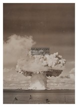 Bikini Island Atomic Bomb Test Mushroom Cloud 1946 5X7 Photo - £8.90 GBP