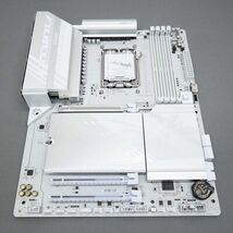 GIGABYTE B850 AORUS ELITE WIFI7 AMD B850 ATX DDR5 Wi-Fi 7 Motherboard - White image 2