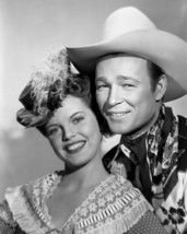 Roy Rogers and Ruth Terry happy cheek to cheek western garb 8x10 Photo - £6.28 GBP