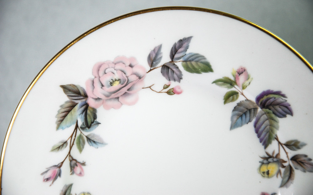 Royal Worcester June Garland Bread Plate Z2770 Pastel Flowers Gold Trim Item image 2