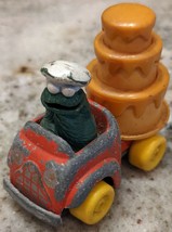 Vintage 1982 Muppets Hasbro Sesame Street Cookie Monster Die Cast Car BROKEN - £1.08 GBP