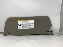 2011-2014 Toyota Sienna Passenger Sun Visor Sunvisor Beige Illuminated F04B37002 - £43.15 GBP