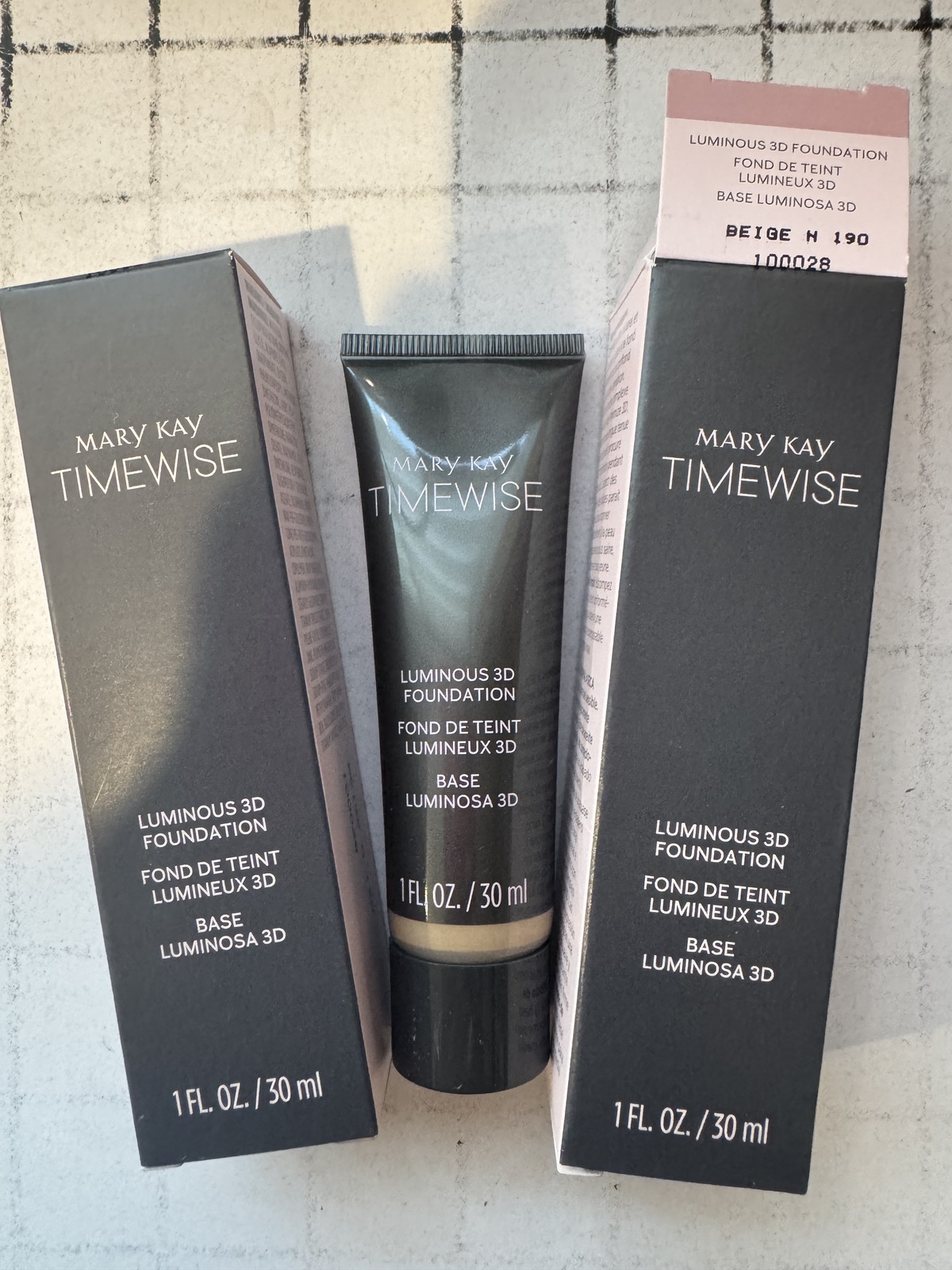 2 X Mary Kay TimeWise Luminous 3D Foundation Beige N 190 - $30.00