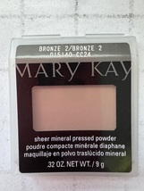 Mary Kay Sheer Mineral Pressed Powder Bronze 2 - $298.22 MXN