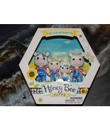 Honey Bee Acres The Cloverberrys Figure Set  NEW - $444.63 MXN