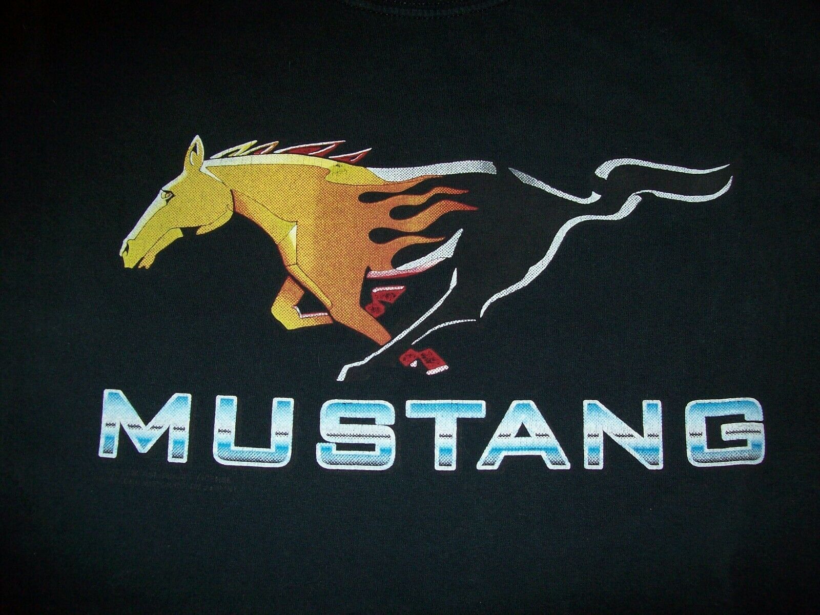 COOLEST Vintage Ford MUSTANG LOGO T-SHIRT Ever ! Size: XL - $9.89