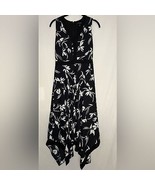 Banana Republic Floral Handkerchief-hem dress Black floral size 0 - $687.13 MXN