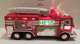 2005 Hess Gasoline Emergency TRUCK and Rescue Vehicle Lights and Sounds ... - $35.83