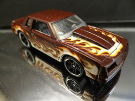 LOOSE Hot Wheels &#39;86 Monte Carlo SS Burgundy Flames - $4.84