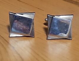 PAIR Swank Square Cuff Links Gold Tone Vintage - $8.90