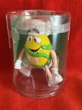 M&amp;M Yellow Bendable Body Christmas Character By Toysite 2004 Collectible - $13.30