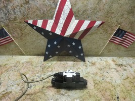 DAIKIN SOLENOID CONTROLLED VALVE KSO-G02-2NA-30-EN KS0 GO2 - $111.54