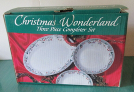 Christmas Wonderland - 3 Piece Completer Set - 2 Serving Bowls, 1 Platter - Euc! - £31.96 GBP