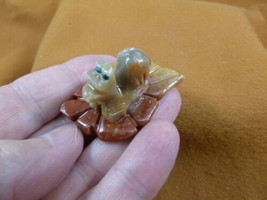 (Y-SNAI-27) red Snail leaf carving stone gemstone SOAPSTONE PERU little snails - £6.86 GBP