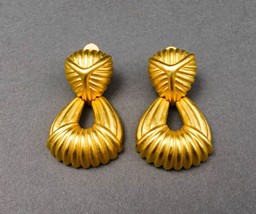 Givenchy Vintage Large Gold Tone Dangle Drop Door Knocker Runway Clip Earrings - £200.31 GBP