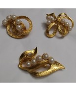 Abstract Brooch Set of 3 Goldtone Faux Pearl Vintage - £16.51 GBP