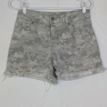 Time &amp; Tru Mid Rise Grey Camo Shorts 4 Relaxed Distressed Cuffed - $12.82