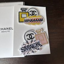 Set Of 2 Chanel Beauty Embroidered Patch Badge Pin Vip Gift New &amp; Rare - £27.02 GBP