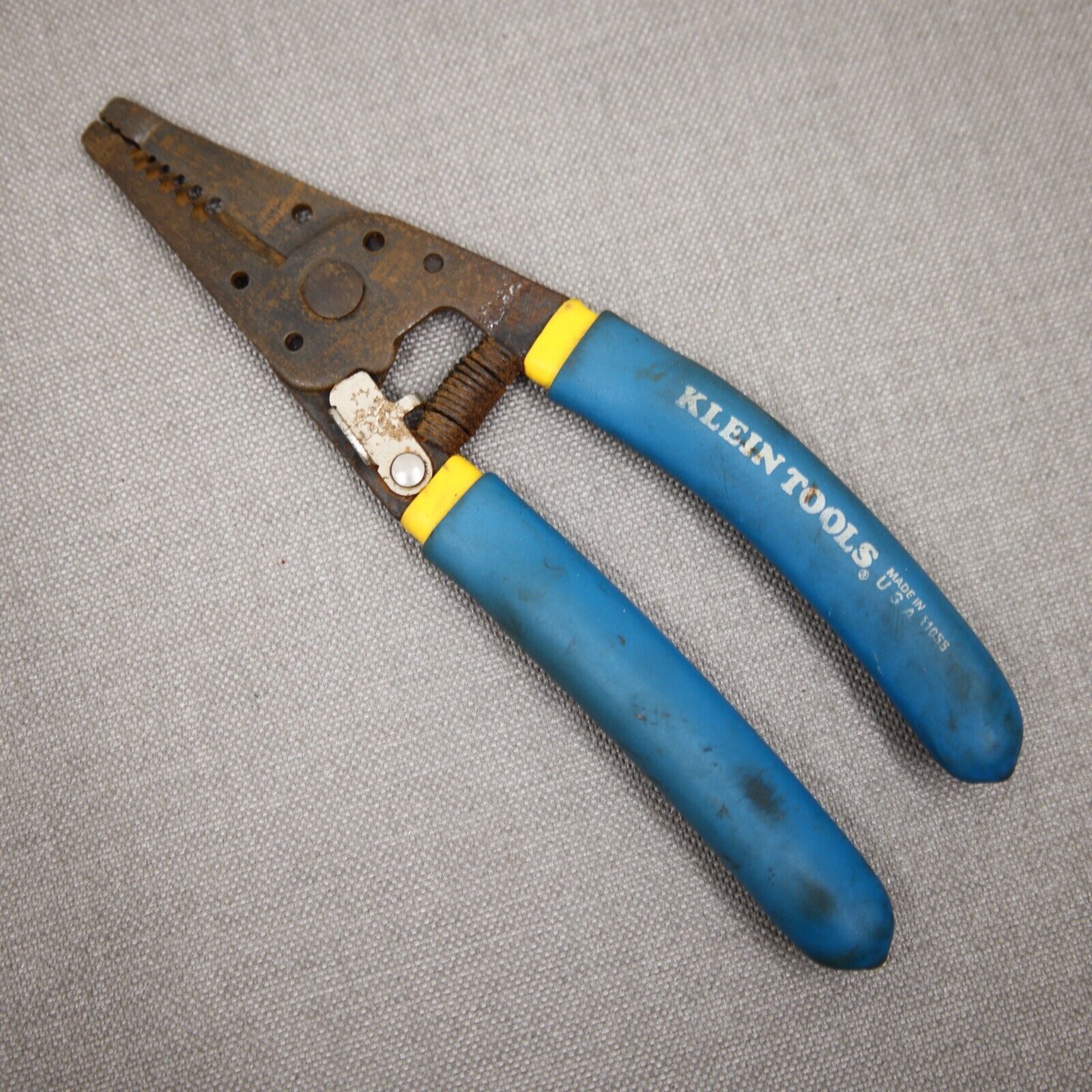 Primary image for Klein Tools 11055 Solid and Stranded Copper Wire Stripper and Cutter