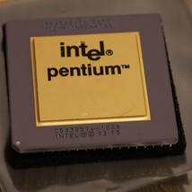 Intel Pentium 90 A80502-90 SX957 CPU Gold Top Bottom Tested &amp; Working 06 - £32.88 GBP