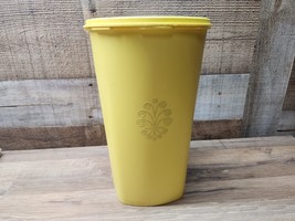 Vintage Tupperware Canister Yellow 10” Servalier 1222-5 With Lid - SHIPS FREE - £17.41 GBP