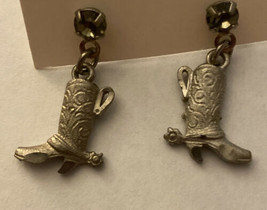 Dangle  Earrings 1” L Silver Cowboy Boots  New NWT - £2.80 GBP