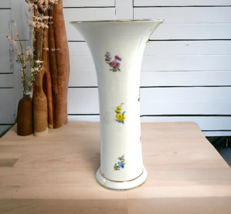 Antique Meissen Vase Strewn Flower Floral Gold Trim Trumpet Vase 9.25” READ - $186.99
