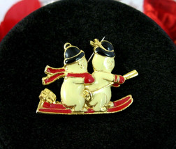 Skiing Snowmen Christmas Pin Vintage Brooch Two Snow Men Red Enamel Goldtone - £13.22 GBP