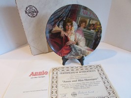 Knowles Collector Plate Annie &amp; Miss Hannigan COA #4369E  &amp; Box  LotE - $109.78 MXN