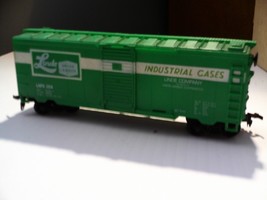 Vintage HO Scale Life Like Linde Union Carbide Box Car 5 3/4&quot; Long - £14.24 GBP