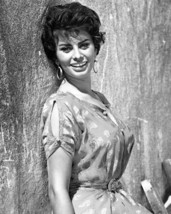 Sophia Loren 11x14 Photo beautiful smiling in summer dress 1950&#39;s - £11.94 GBP